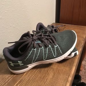 Under Armour Women's Shoes Size 7